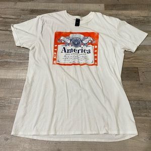 America Tshirt L/XL